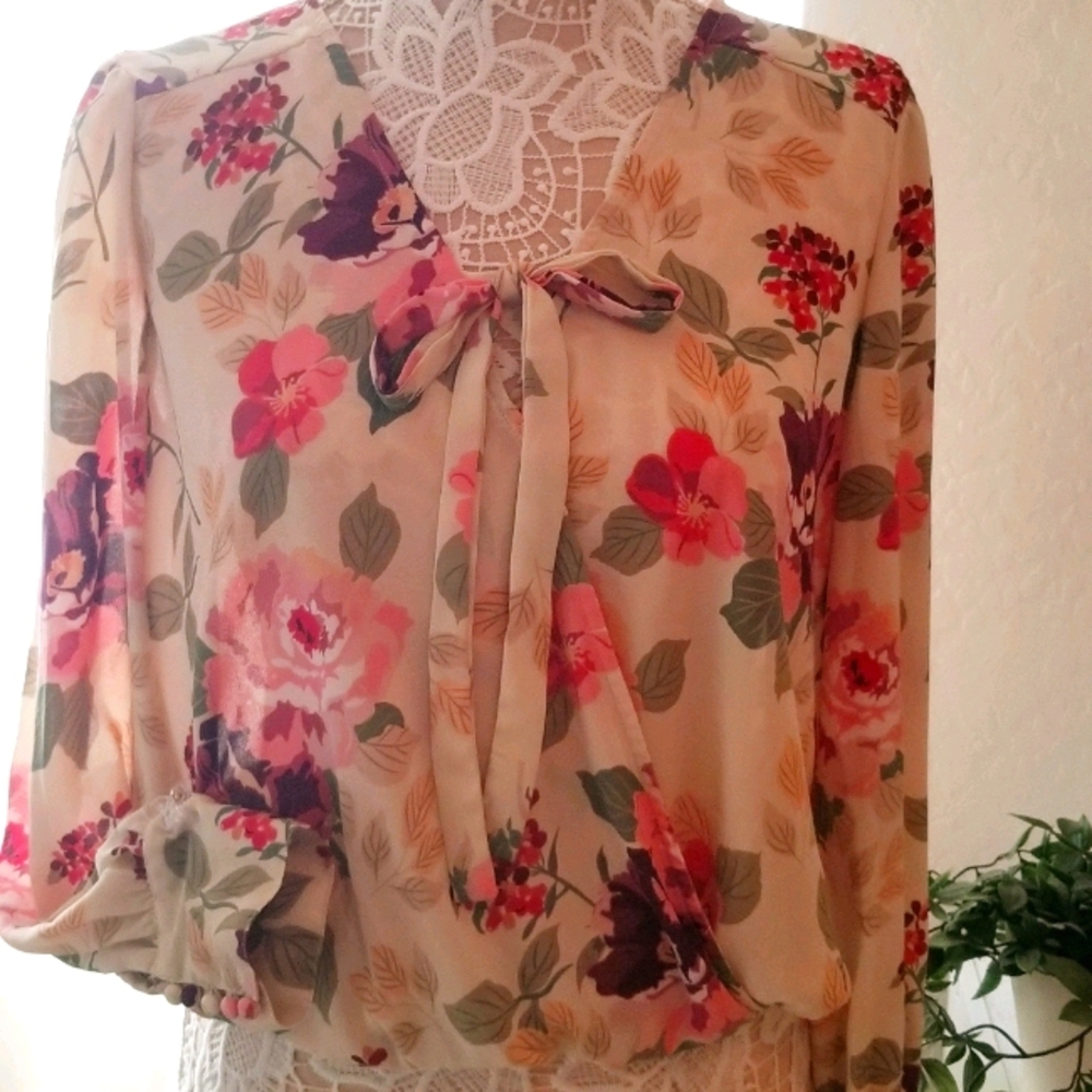 Floral top